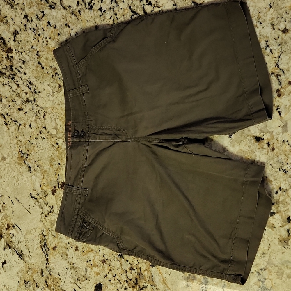 Sonoma life + style modern short  Sz 16